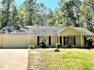 261 Livingston Ln, Covington, GA 30016