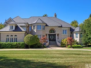 8 Farmington Rd, South Barrington, IL 60010