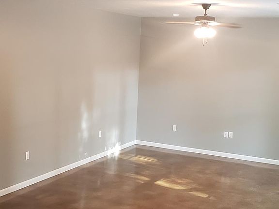 5th image of 513 W Lagrange St APT 2