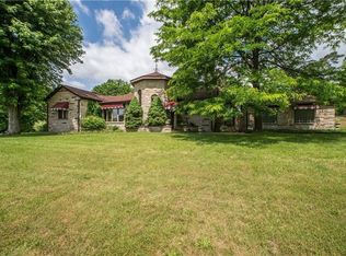 923 Steubenville Pike, Burgettstown, PA 15021