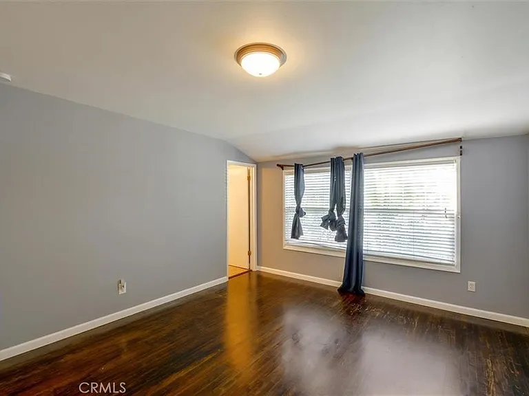 8512 Remmet Ave — Photo 21