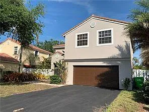 12624 NW 11th Ct — Photo 3