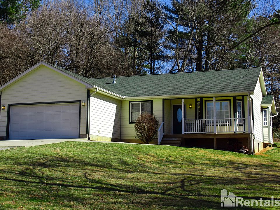 1st image of 185 Acorn Dr