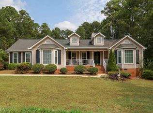 26 Woods Ford Rd, Sharpsburg, GA 30277