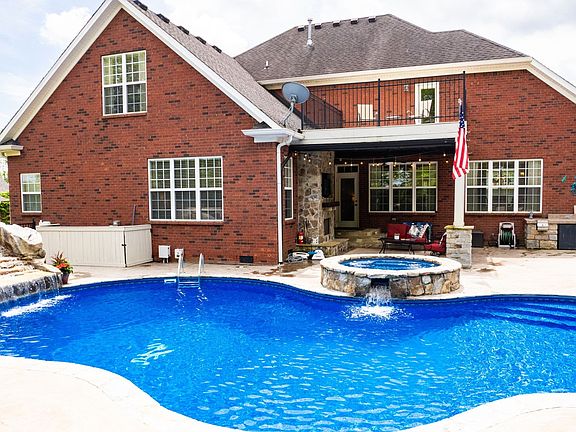 2nd image of 2208 Brienz Valley Dr