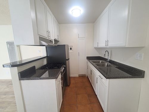 5th image of 2928 4th St APT 6