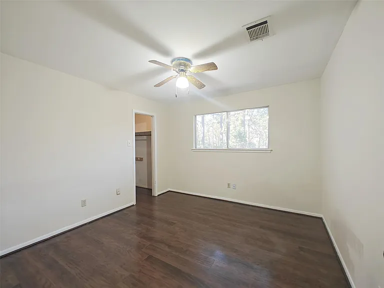 15606 Pinedell Dr — Photo 14
