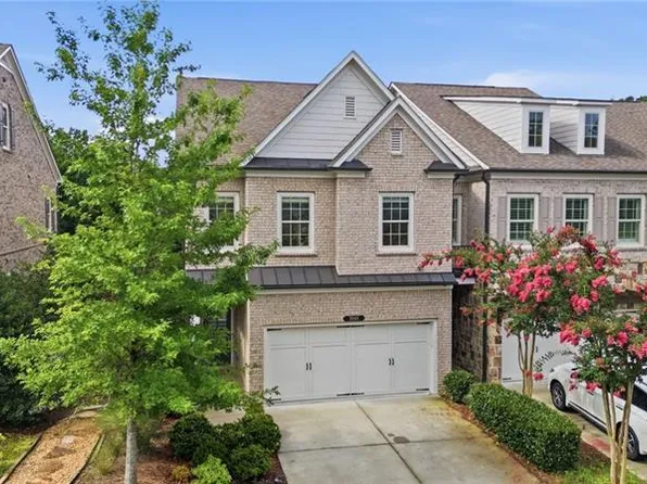 3948 Cliffmont Cir, Marietta, GA 30068