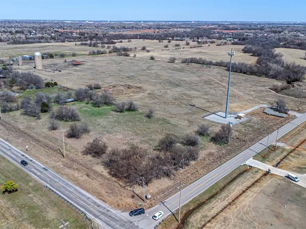 12915 SW 44th St, Mustang, OK 73064