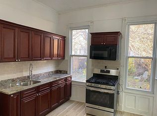 31 Kossuth Pl #1, Brooklyn, NY 11221