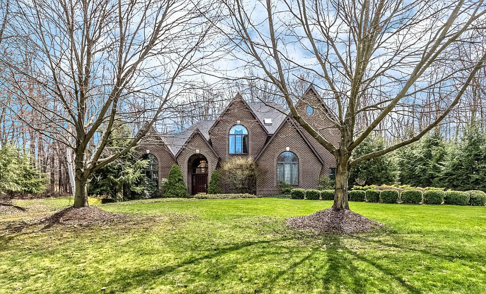 211 Blackthorn Dr, Butler, PA 16002 Zillow