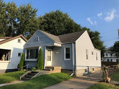 732 Jewell St Photo 1