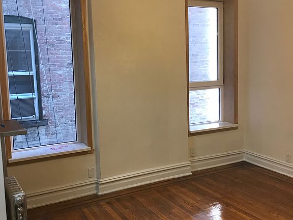 3rd image of 61-11 Woodbine St #2R