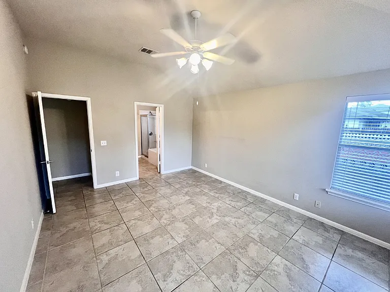 2509 Elara Dr — Photo 12