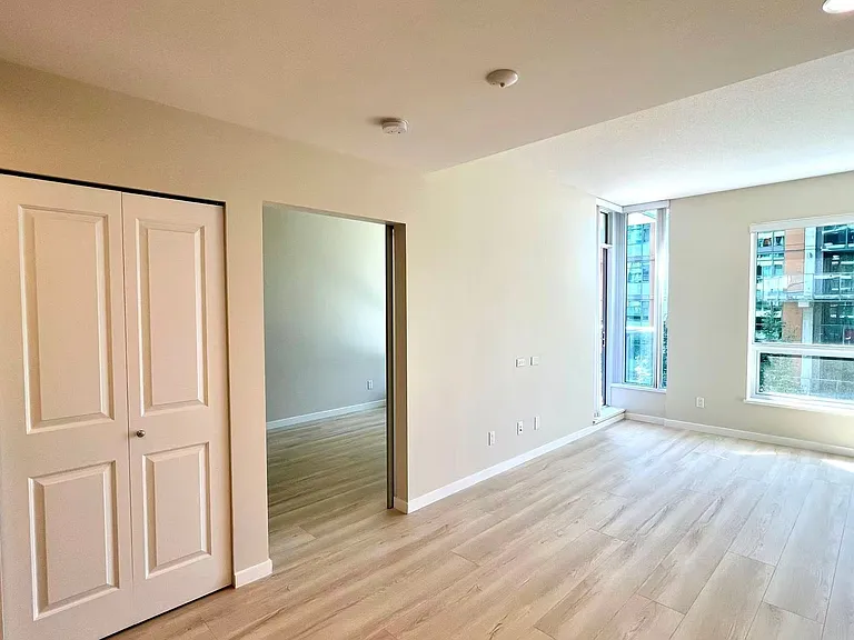 5728 Berton Ave #607 — Photo 6