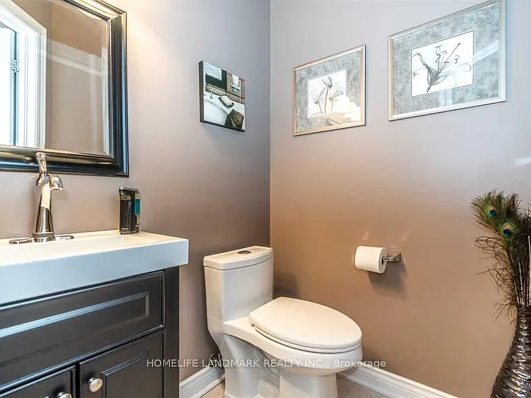 66 Woodcock Ave #MAIN UPPER — Photo 14