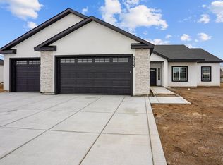 1215 Copper Dr, Rupert, ID 83350