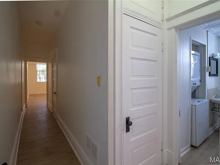 2214 Cherokee St #2 — Photo 8