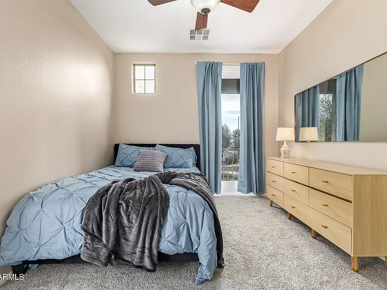 3143 S Southwind Dr — Photo 33