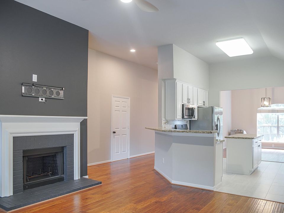 1st image of 91 N Willow Point Cir
