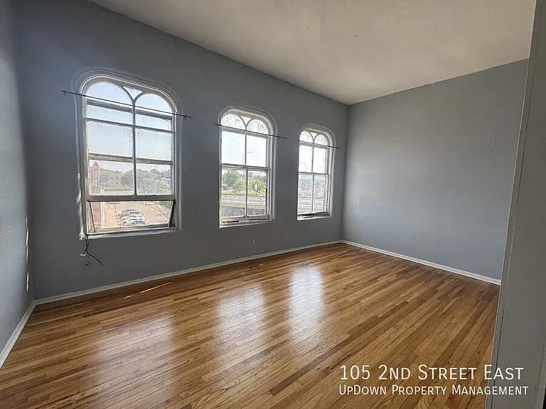 105 2nd St E — Photo 17