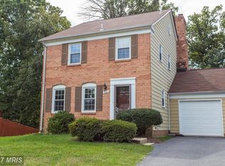 661 Eric Ct, Herndon, VA 20170