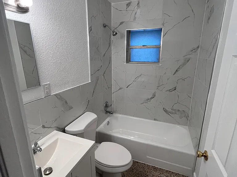 1817 Guava Ave #1817 — Photo 2