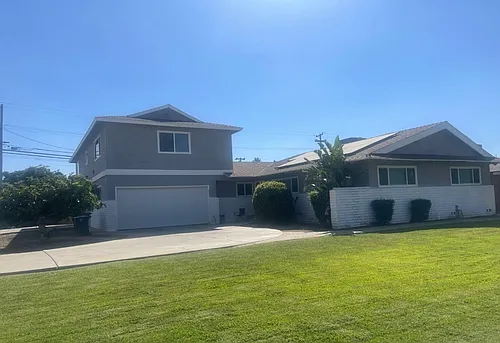 2723 Noble Ave #A Photo 1