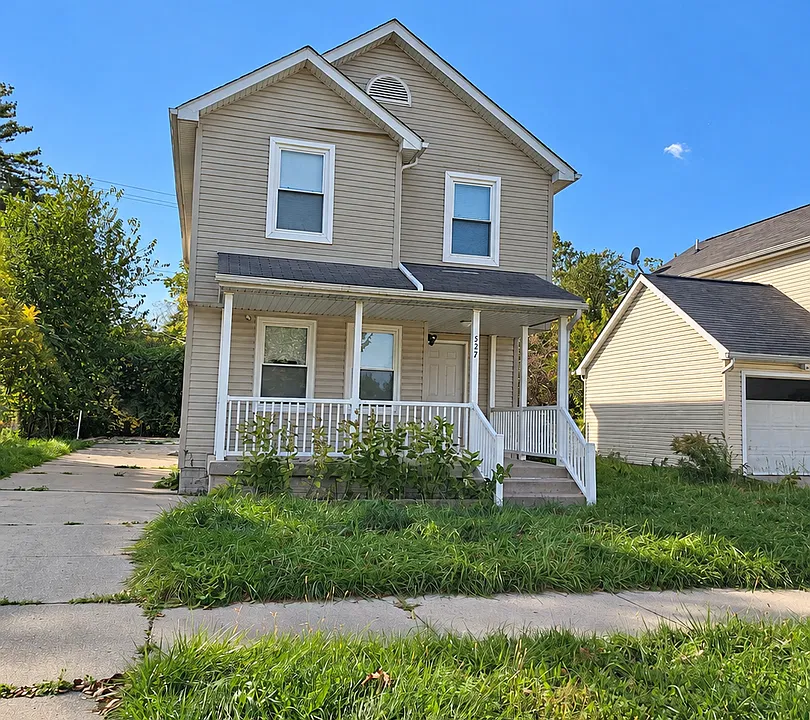 557 Kitchener