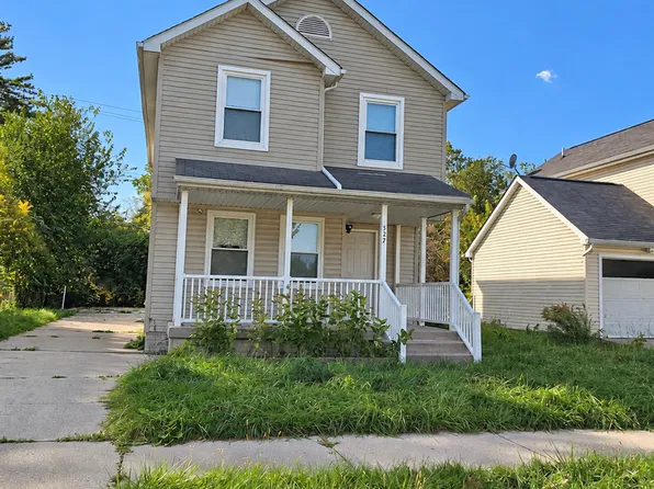 557 Kitchener, Detroit, MI 48202