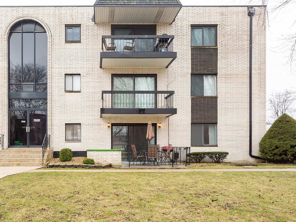 1st image of 5715 W 129th St #1A