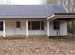 307 3rd Ave, Hampton, TN 37658