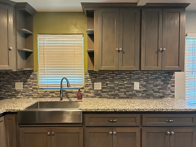 2040 Edwards Ave — Photo 19