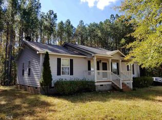 1047 Goldmine Rd, Grantville, GA 30220