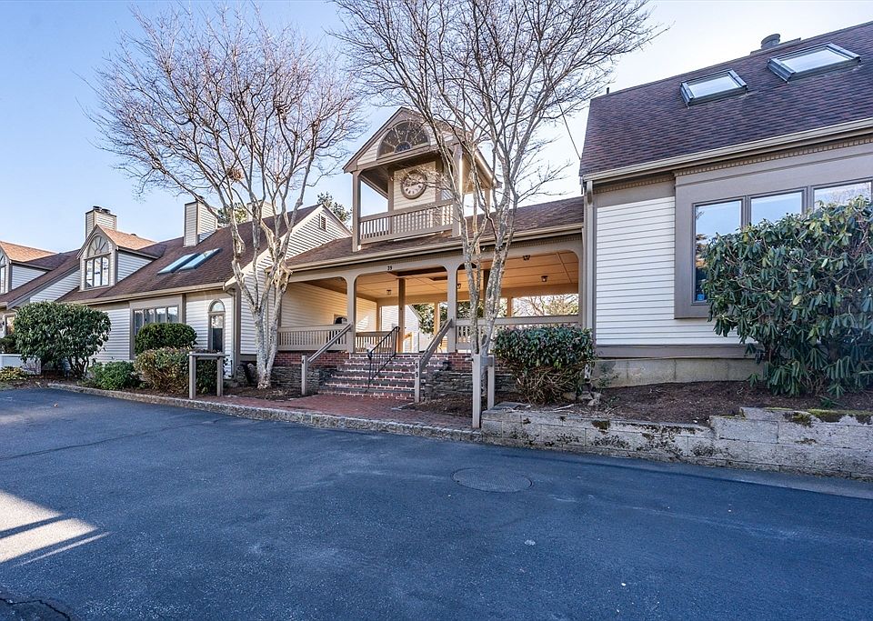 1st image of 39 Blossom Ave #4