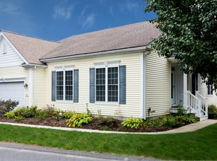 8 Highbank Trl, Plymouth, MA 02360