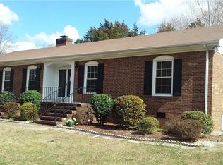 4503 Burning Tree Dr, Greensboro, NC 27406