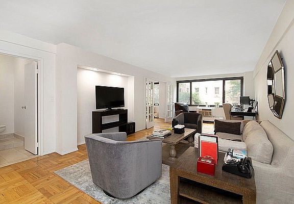 2nd image of 420 E 64th St APT E3h