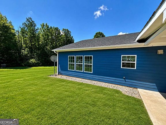 3rd image of 873 Oconee Forest Rd