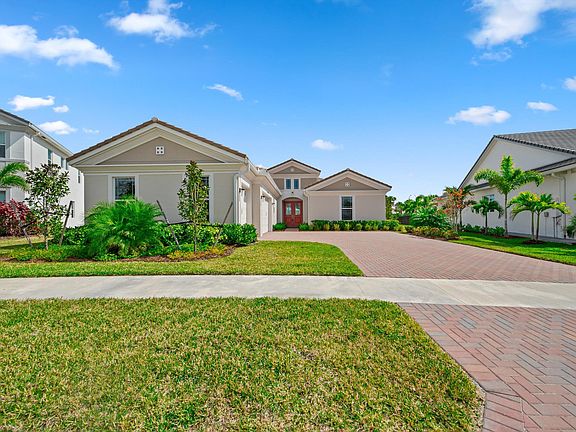 2nd image of 14982 Wildwood Circle