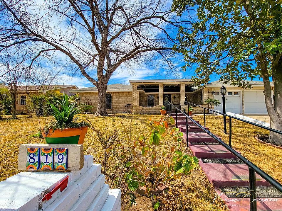1st image of 819 Jalisco Cir