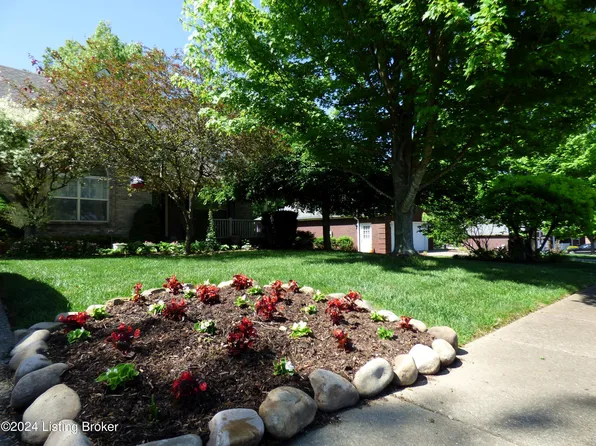 801 Justin Trl, Mount Washington, KY 40047