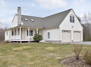 25 Cassandra Ct, Cranston, RI 02921