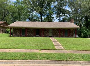 1617 Edgewood Pl, Clinton, MS 39056