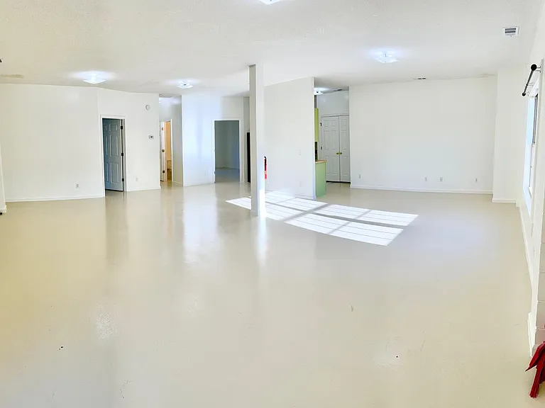 5404 Main St #F — Photo 3