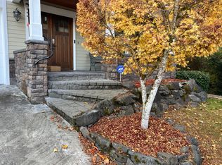 28116 10th Ave S, Des Moines, WA 98198