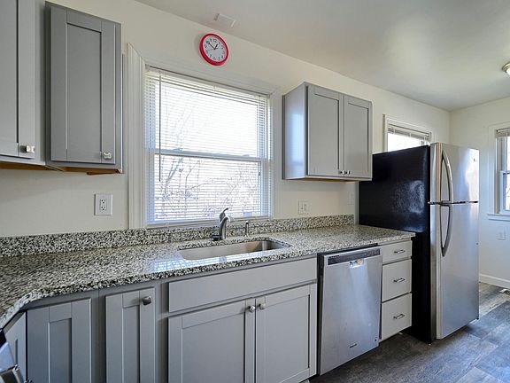 2nd image of 4191 Farner Ave #B