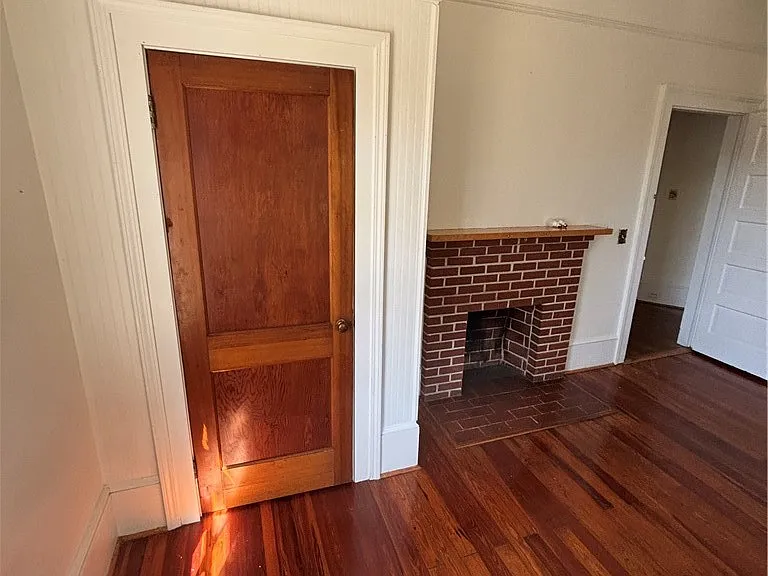 75 Arch St — Photo 7