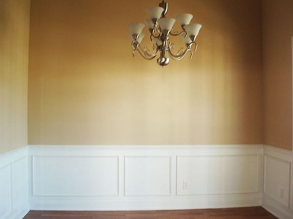 3rd image of 310 Live Oak Ct