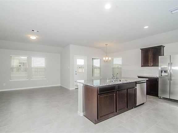 5th image of 3110 Floral Park Ct